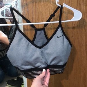 NIKE Sports Bra (M)